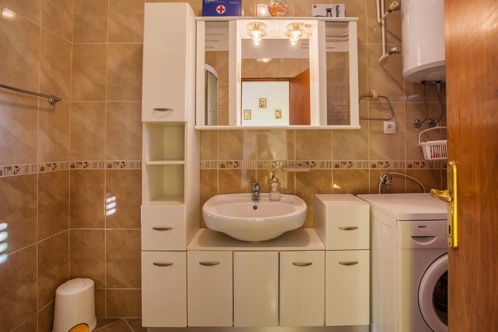 Apartments Tatjana ツレス エクステリア 写真