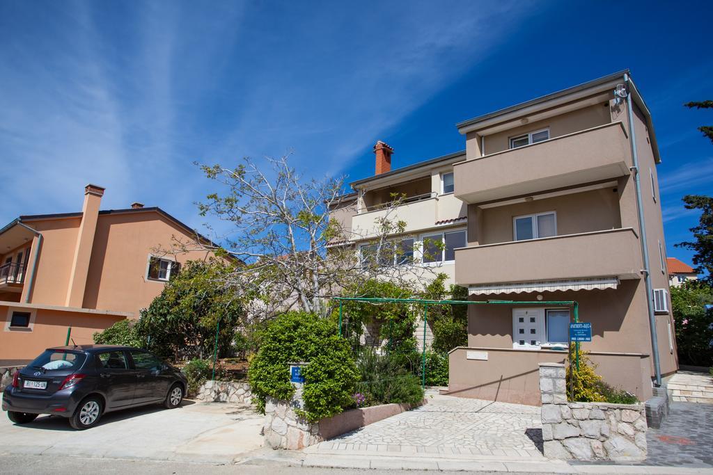Apartments Tatjana ツレス エクステリア 写真